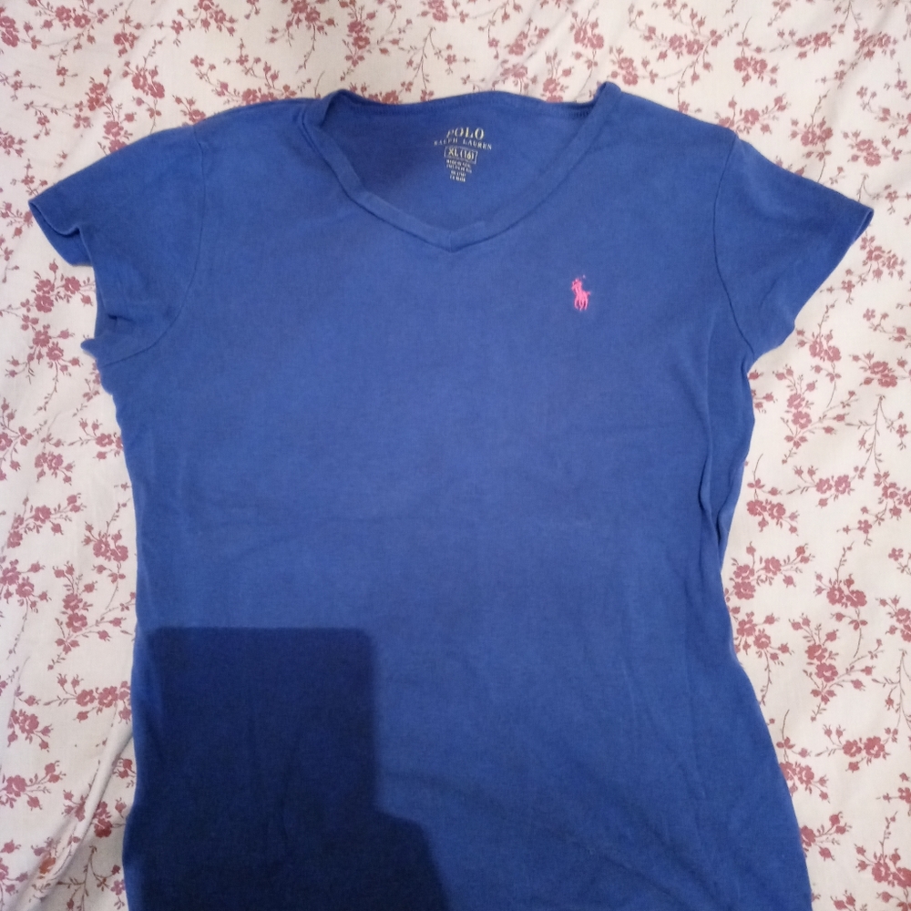 Tee